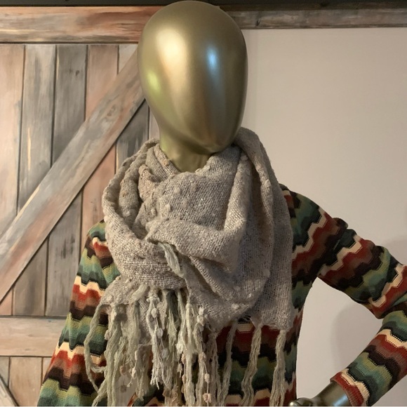 Beige Scarf - Picture 15 of 16